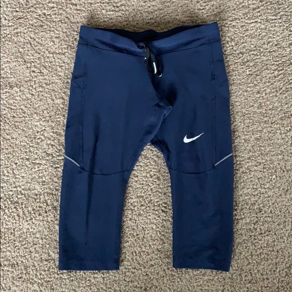 Nike Dri-Fit Cropped Leggings
